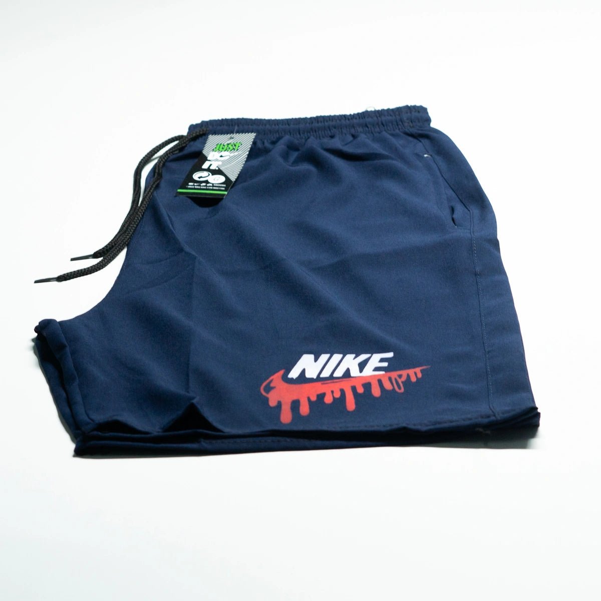 Short Masculino Nike Logo Refletivo com Bolso - RecordeOnLine